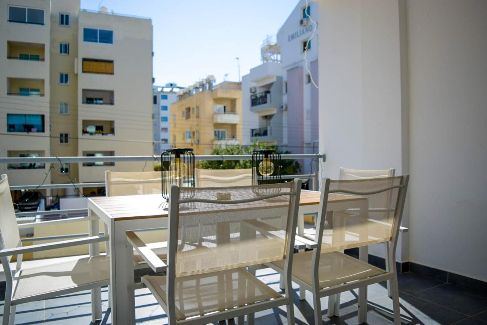 Coastal Getaway Apartment Larnaca Exterior foto